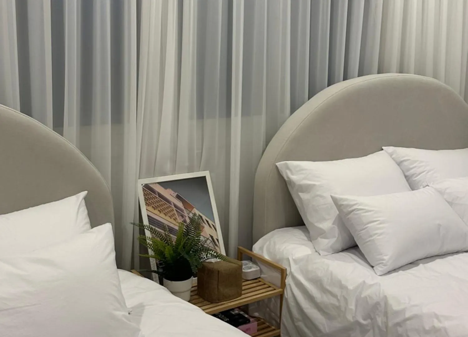 Hongdae, 5 Minutes Walk From Hongdae Entrance Station, 2-Room, Free Luggage Storage, Remodeled, Art Seoul, Washer & Dryer 0*, Сеул