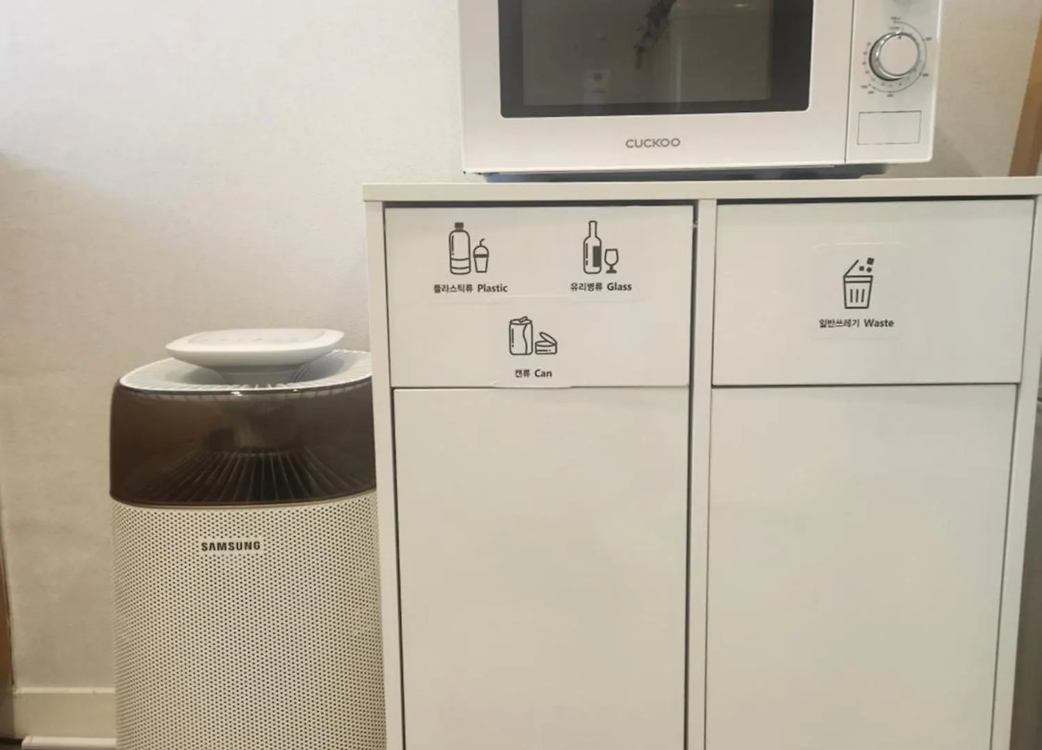 Hongdae, 5 Minutes Walk From Hongdae Entrance Station, 2-Room, Free Luggage Storage, Remodeled, Art Seoul, Washer & Dryer